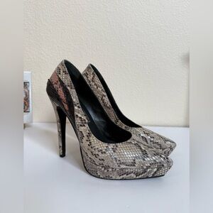 RITIKA Faux Snakeskin Platform Pumps Gray 3-Tone Pointed Toe Stilettos